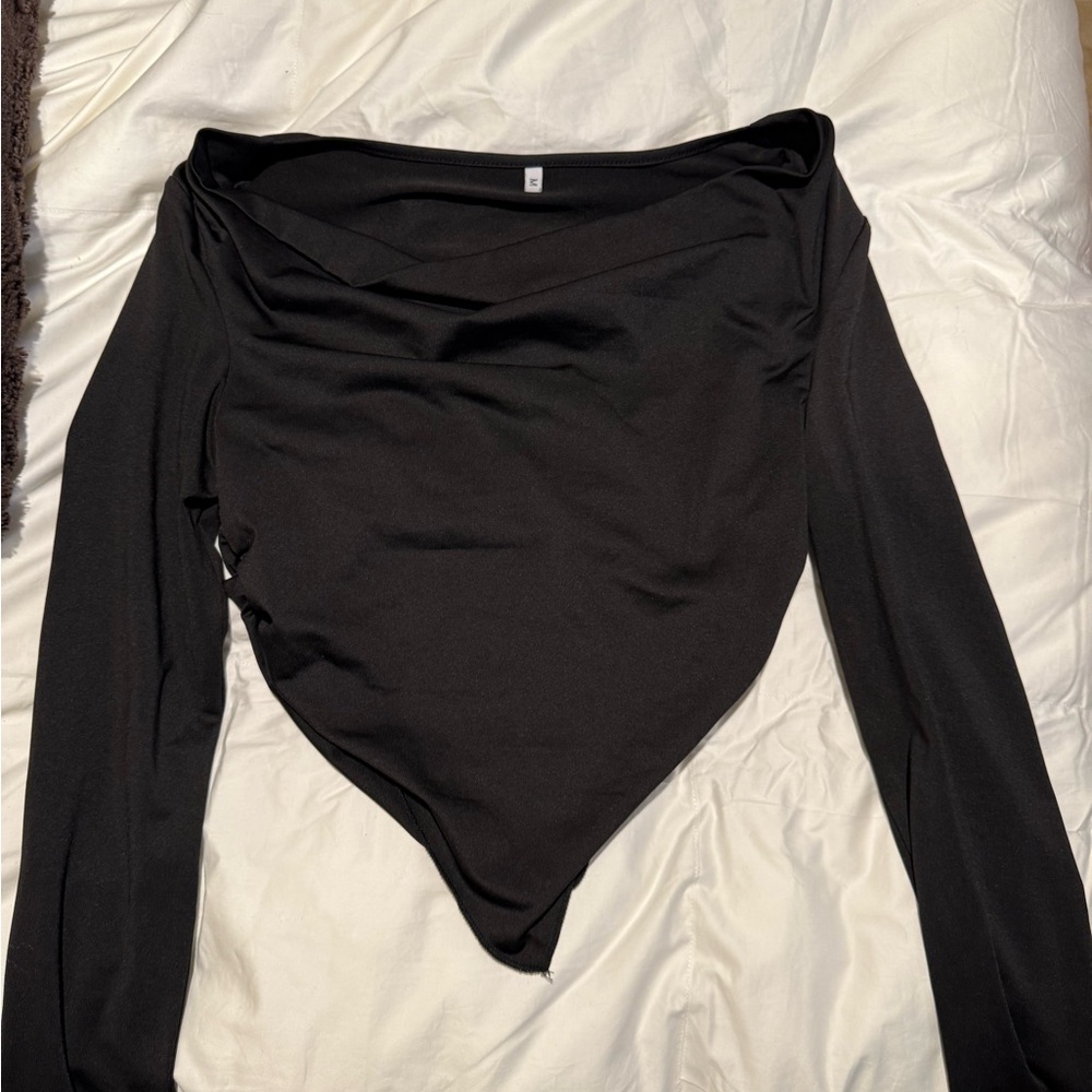 Chic Black Off-Shoulder Crop Top